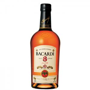 Bacardi 8YO 0,7l 40%